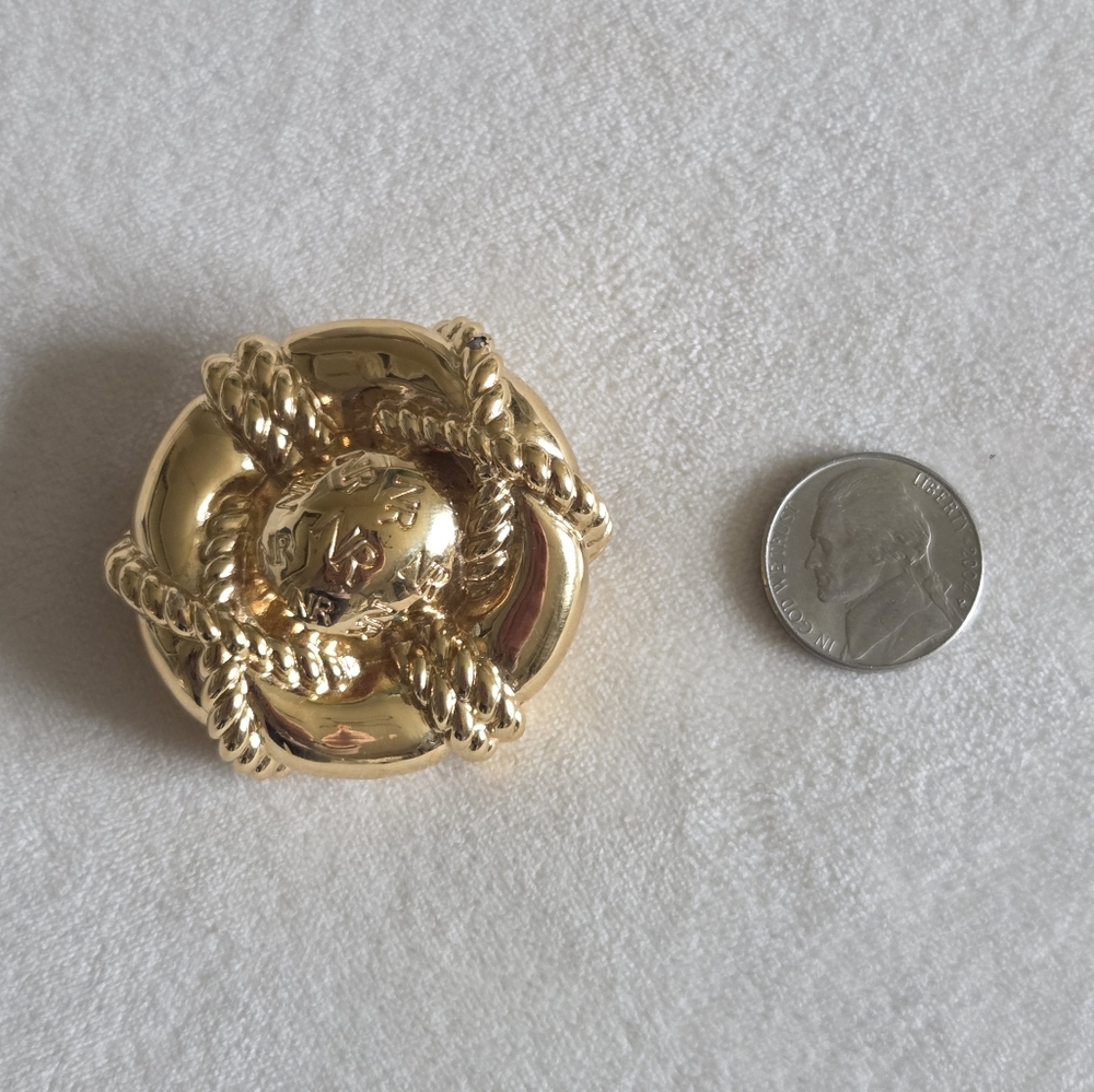 Nina Ricci Gold Rope Brooch - Picture 3 of 3